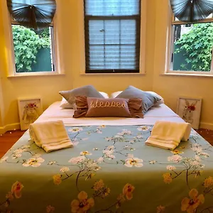 “beautiful Space” 10 Mtos Airport Jfk The Apartment