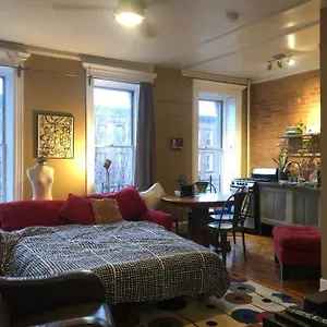 Brownstone Loft 30 Day Bookings Apartment