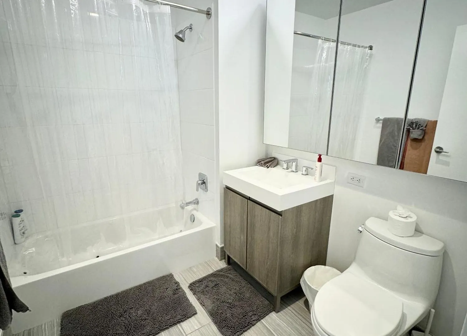 Luxury 2 Bedrooms 2 Bathrooms Corner Apartment Breathtaking City Views Modern Retreat New York 0*,  United States